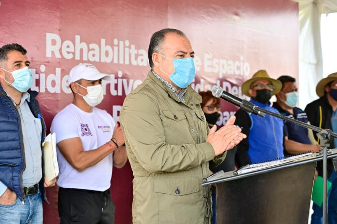 Boletín 309.-Miguel Gutiérrez entrega la rehabilitación del Multideportivo en San Pablo Atlazalpan