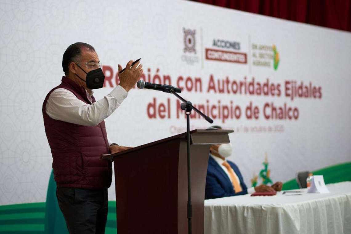 Boletín 182.- Miguel Gutiérrez entrega unidad de traslado gratuito en apoyo a ejidatarios