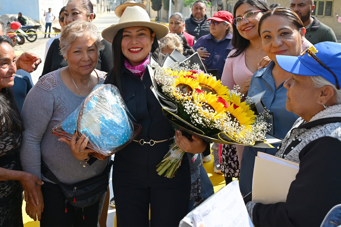 Boletín 113.-  Abigail Sánchez entrega pavimentación en Nueva San isidro